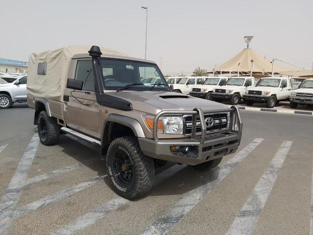 2015 Toyota Land Cruiser p/up