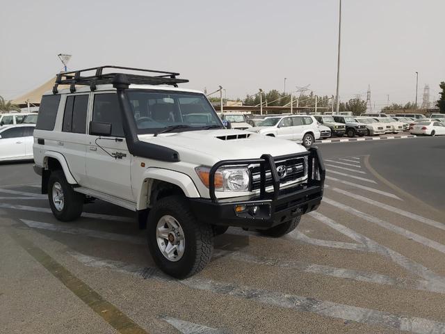 2018 Toyota Land Cruiser