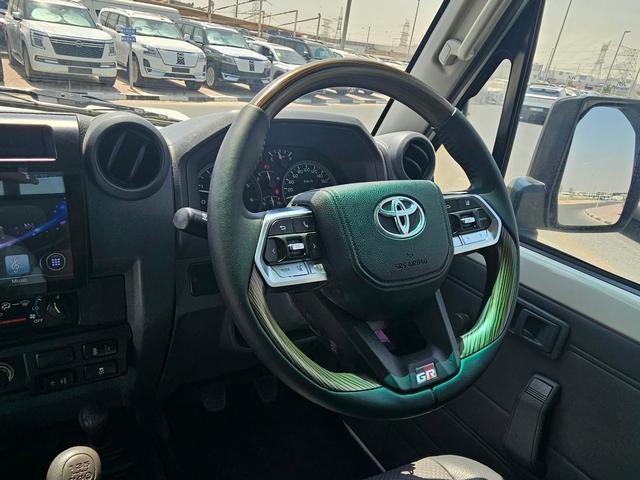 2020 Toyota Land Cruiser p/up
