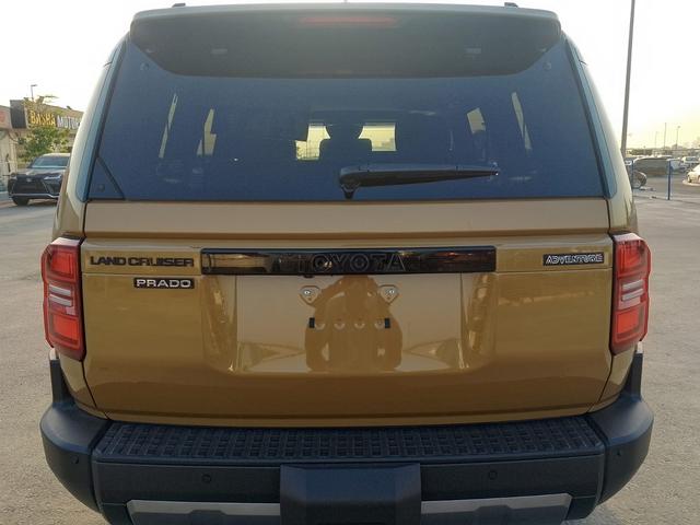 2025 Toyota Landcruiser Prado