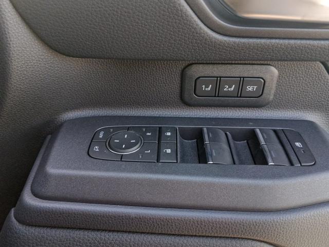 2025 Toyota Landcruiser Prado