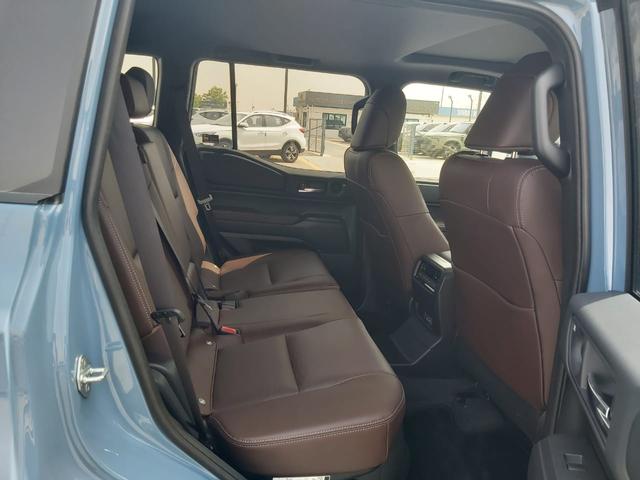 2025 Toyota Landcruiser Prado