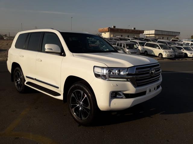 2016 Toyota LAND CRUISER VXR