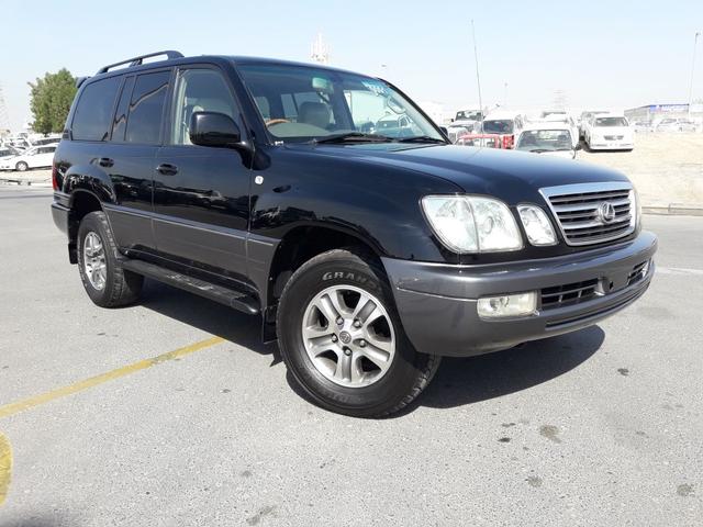 2004 Lexus LX 470