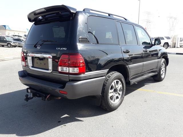 2004 Lexus LX 470