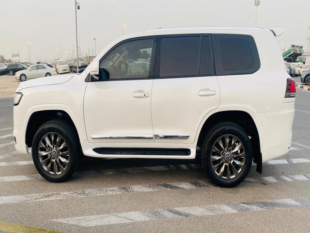 2013 Toyota Land Cruiser