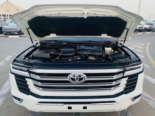 2013 Toyota Land Cruiser