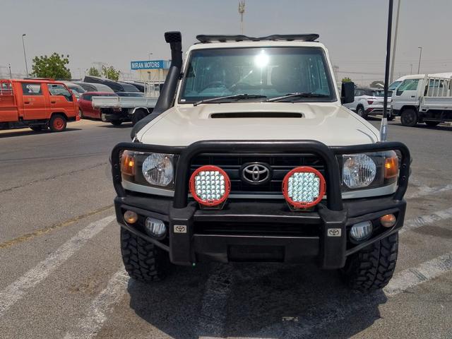 2011 Toyota LAND CRUISER 5D HARDTOP