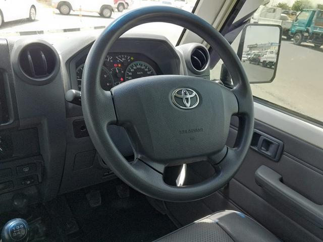 2011 Toyota LAND CRUISER 5D HARDTOP