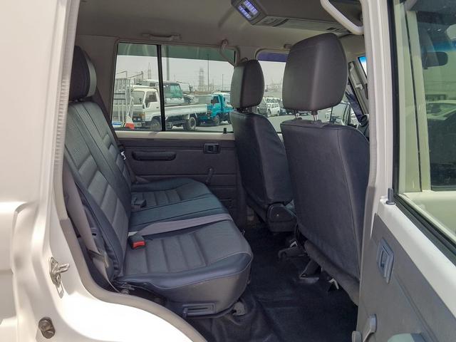 2011 Toyota LAND CRUISER 5D HARDTOP