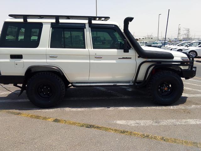 2011 Toyota LAND CRUISER 5D HARDTOP