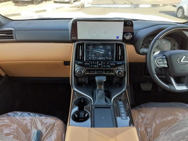 2024 Lexus LX