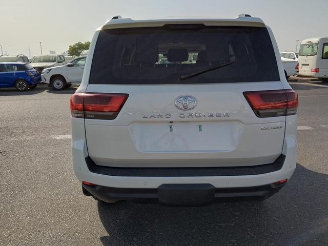 2024 Toyota LAND CRUISER 300 SERIES