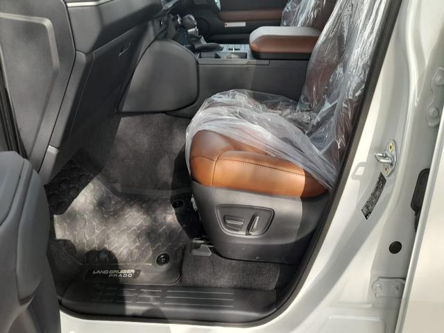 2025 Toyota LAND CRUISER PRADO VX LTD