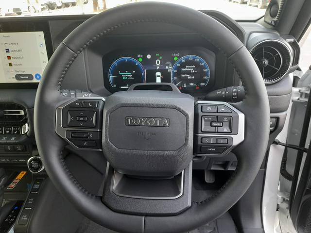 2025 Toyota LAND CRUISER PRADO VX LTD
