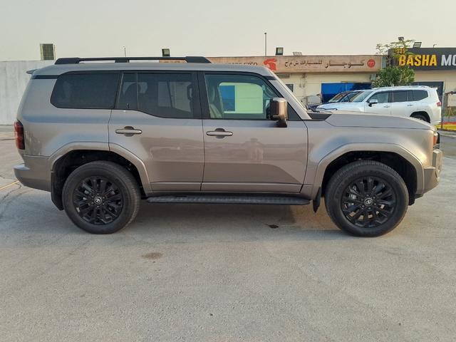 2025 Toyota LAND CRUISER PRADO KAKADU