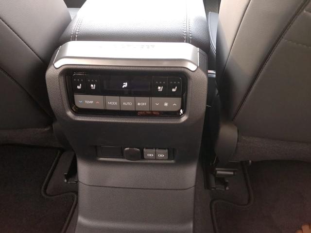 2025 Toyota LAND CRUISER PRADO KAKADU