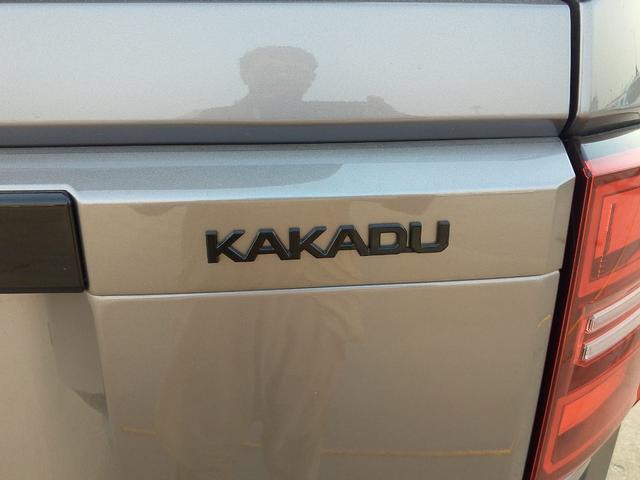 2025 Toyota LAND CRUISER PRADO KAKADU