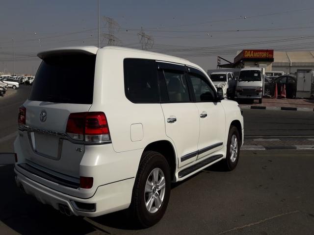 2011 Toyota Land Cruiser