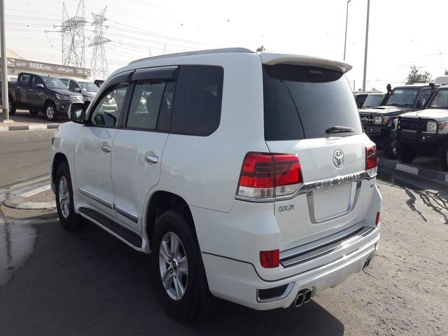 2011 Toyota Land Cruiser