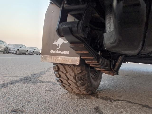 2013 Toyota LAND CRUISER DOUBLE CAB