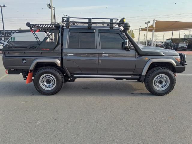 2021 Toyota LAND CRUISER DOUBLE CAB