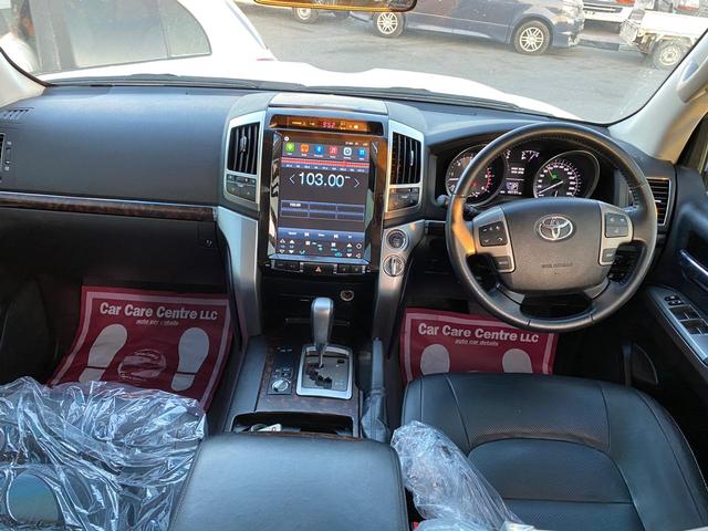 2013 Toyota LAND CRUISER VXR