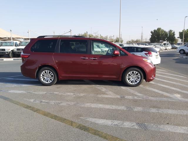 2015 Toyota Sienna