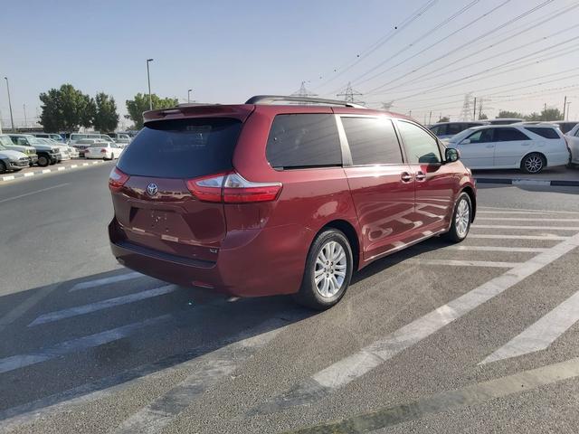 2015 Toyota Sienna