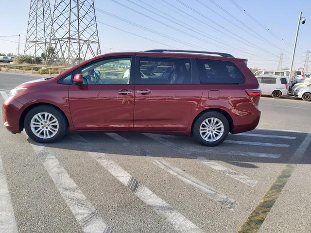 2015 Toyota Sienna