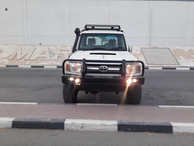 2013 Toyota Land Cruiser p/up