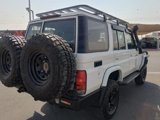 2012 Toyota LAND CRUISER 5D HARDTOP