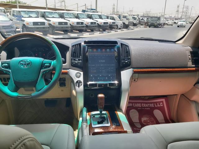 2015 Toyota Land Cruiser