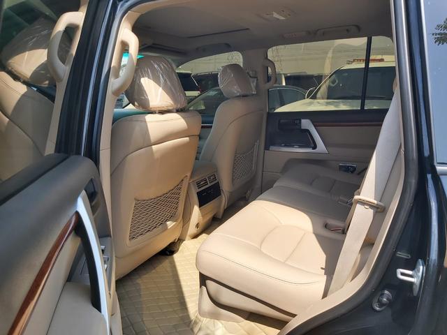 2015 Toyota Land Cruiser