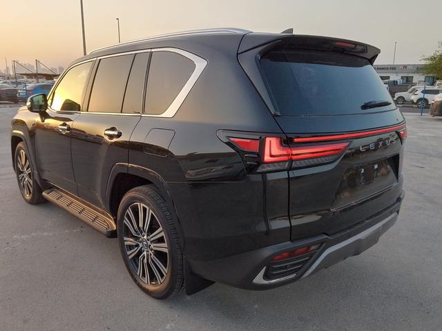 2024 Lexus LX