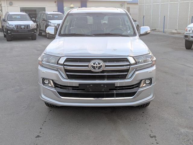 2019 Toyota Land Cruiser