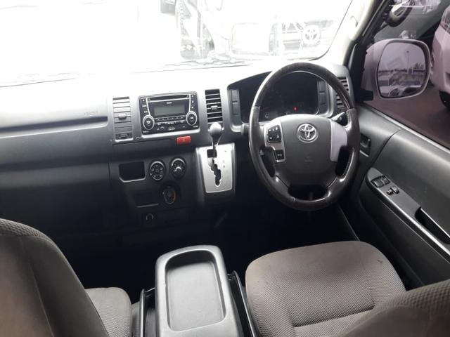 2013 Toyota Hiace