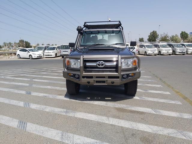 2014 Toyota Land Cruiser p/up