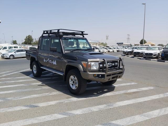2014 Toyota Land Cruiser p/up