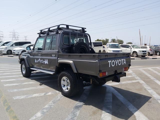 2014 Toyota Land Cruiser p/up