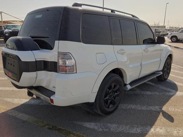 2021 Mitsubishi Pajero Sports