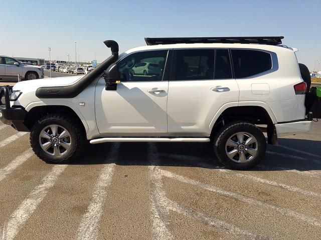 2022 Toyota LAND CRUISER 300 SERIES