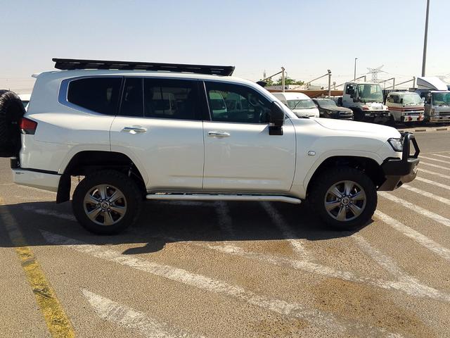 2022 Toyota LAND CRUISER 300 SERIES
