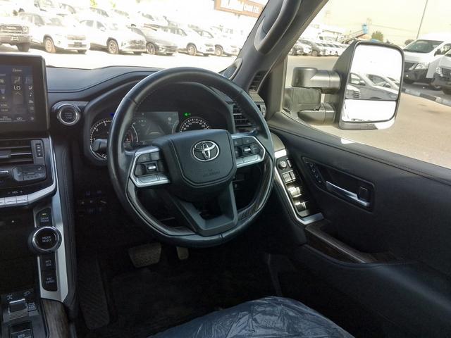 2022 Toyota LAND CRUISER 300 SERIES