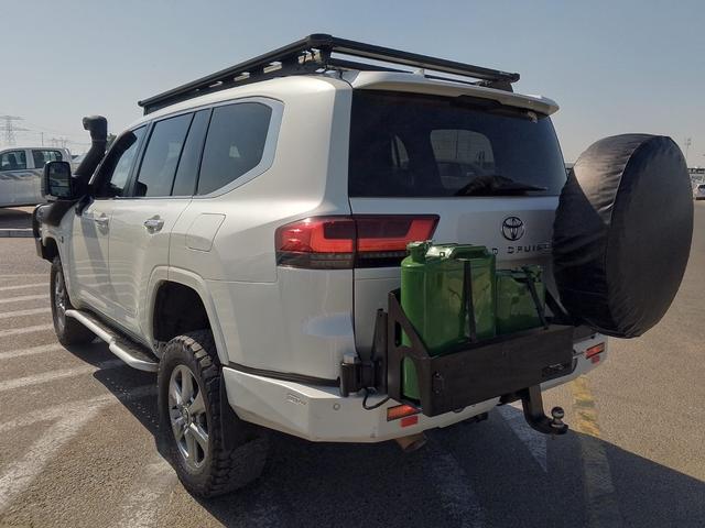 2022 Toyota LAND CRUISER 300 SERIES