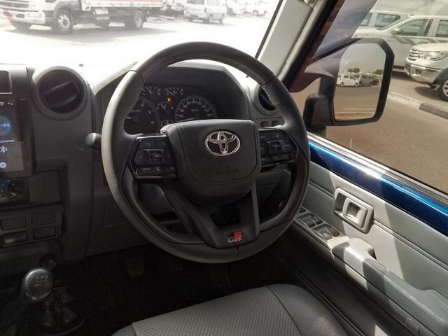 2014 Toyota LAND CRUISER DOUBLE CAB