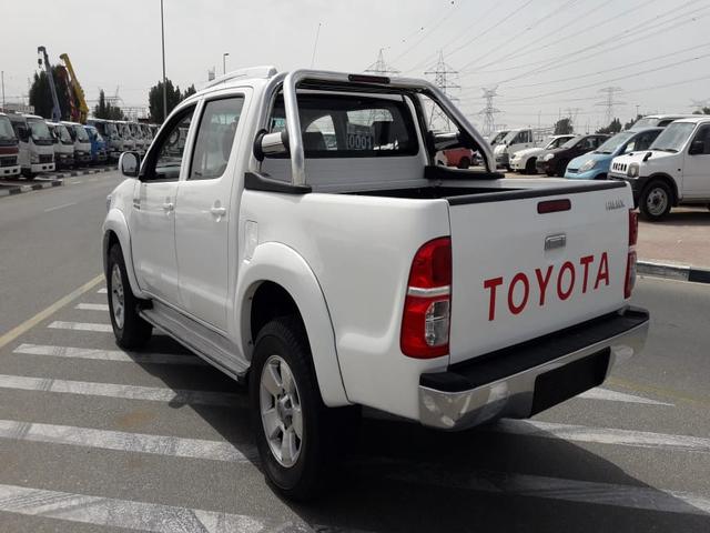 2005 Toyota Hilux