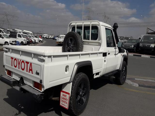 2012 Toyota Land Cruiser