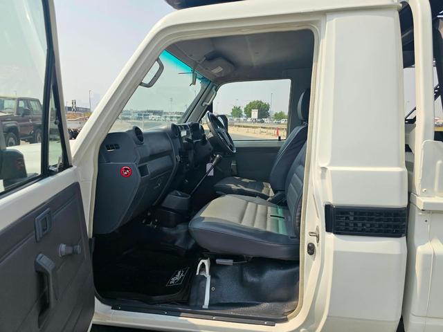 2010 Toyota Land Cruiser p/up