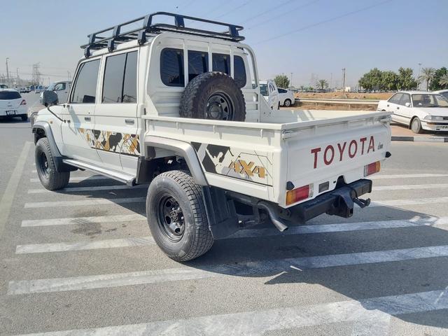 2014 Toyota LAND CRUISER DOUBLE CAB